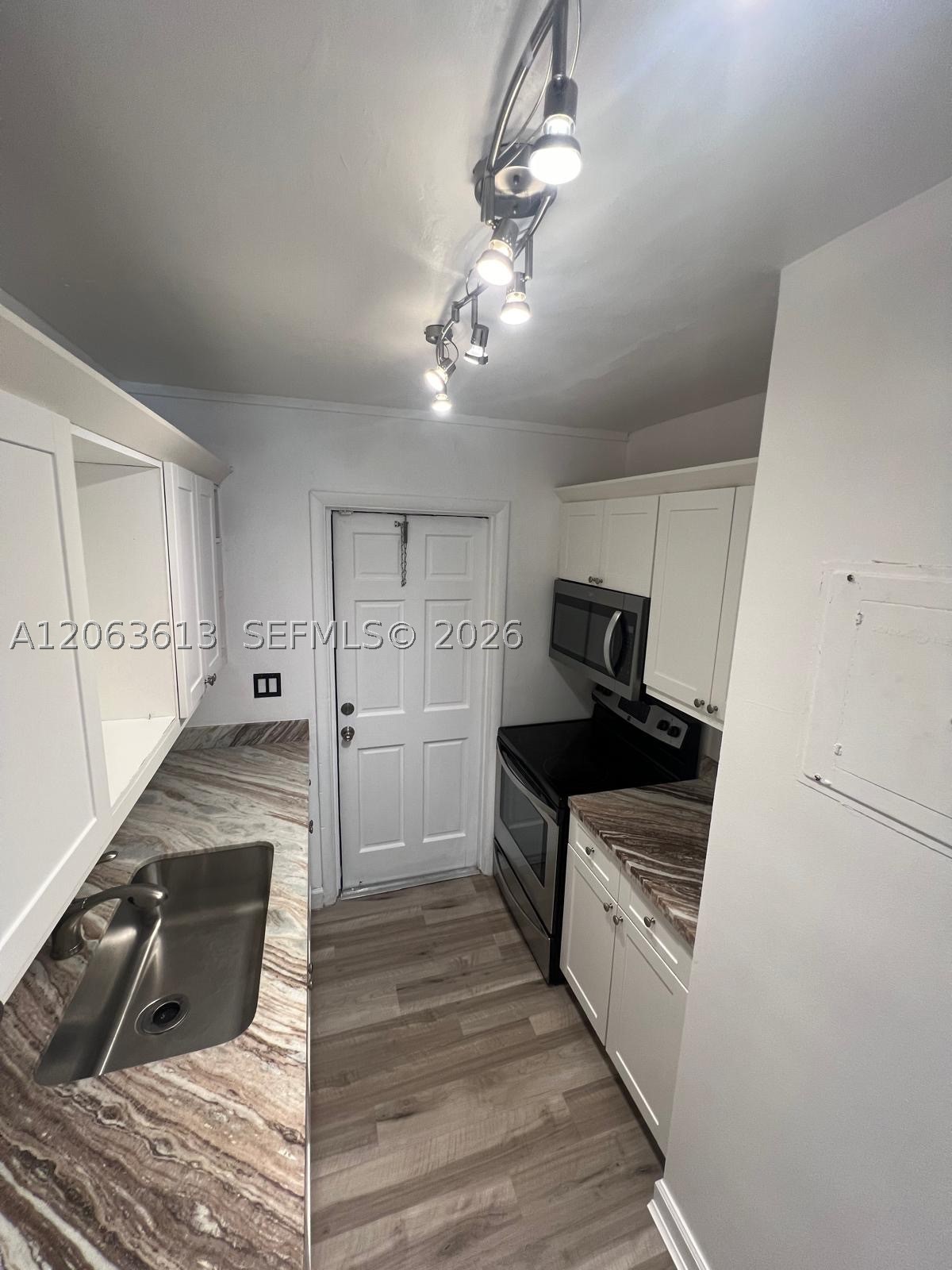 4517 NE 21st Ave #2, Fort Lauderdale FL 33308