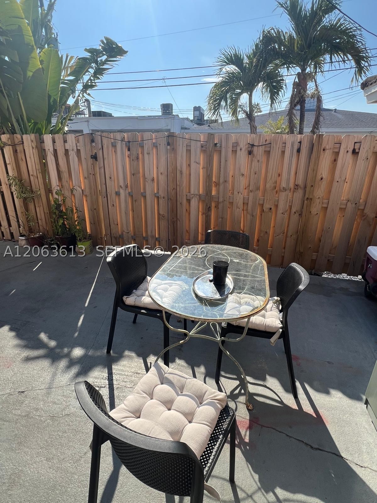 4517 NE 21st Ave #2, Fort Lauderdale FL 33308