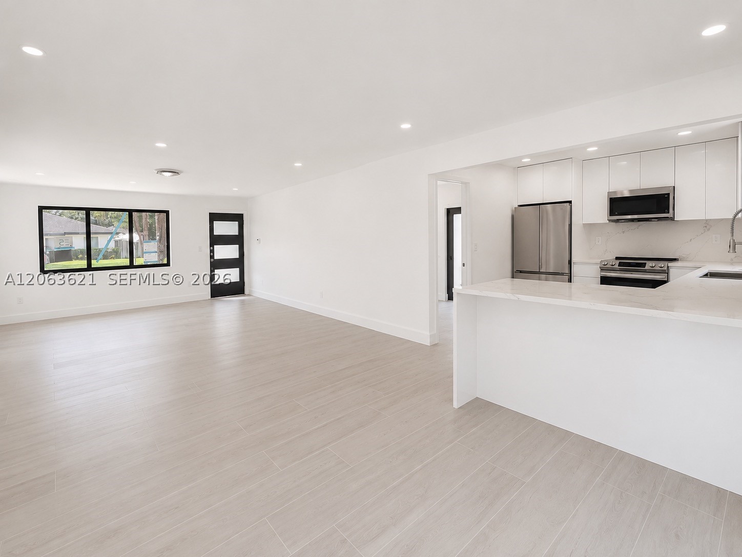 1141 NE 166th St, North Miami Beach FL 33162
