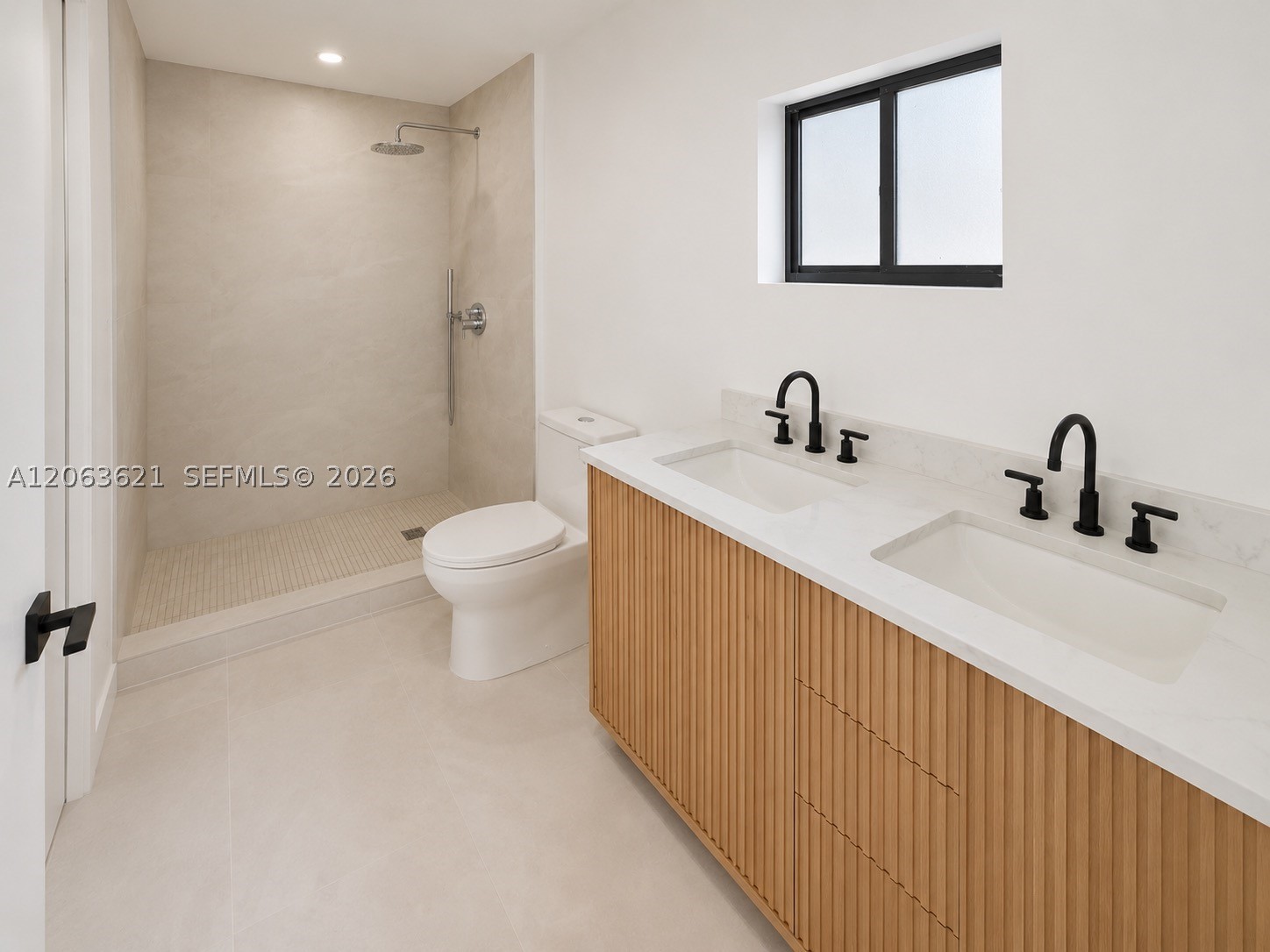 1141 NE 166th St, North Miami Beach FL 33162