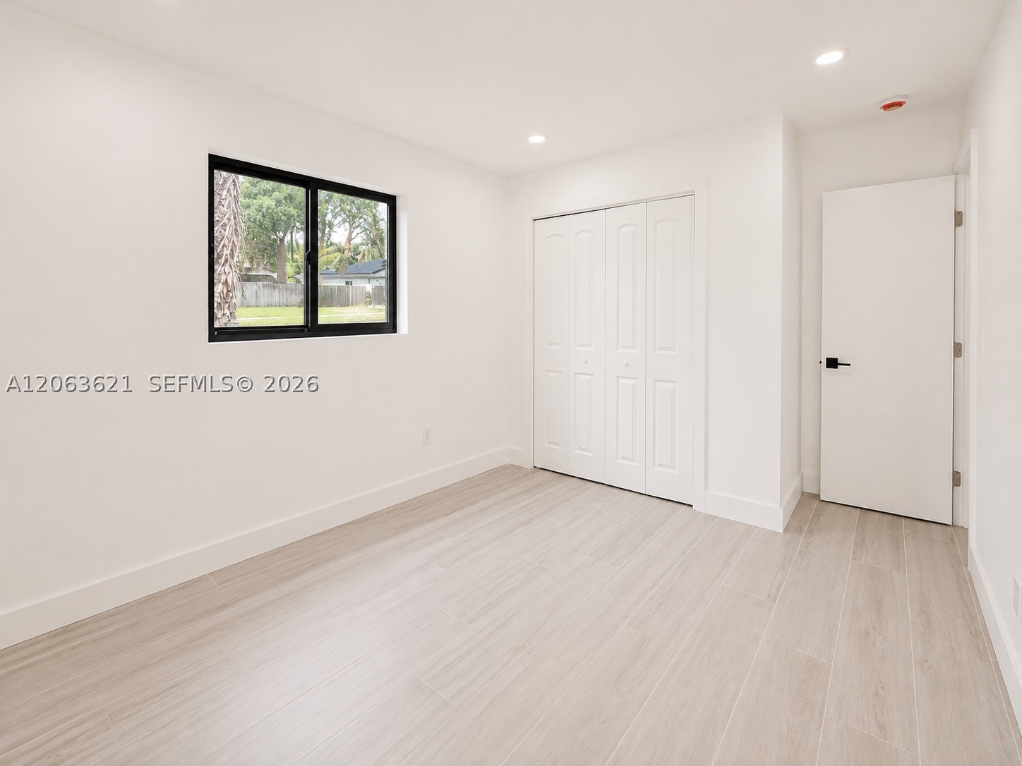 1141 NE 166th St, North Miami Beach FL 33162