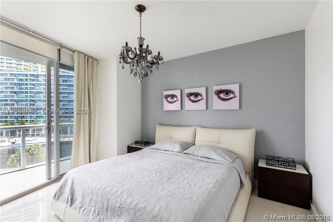 465 Brickell Ave #604, Miami FL 33131
