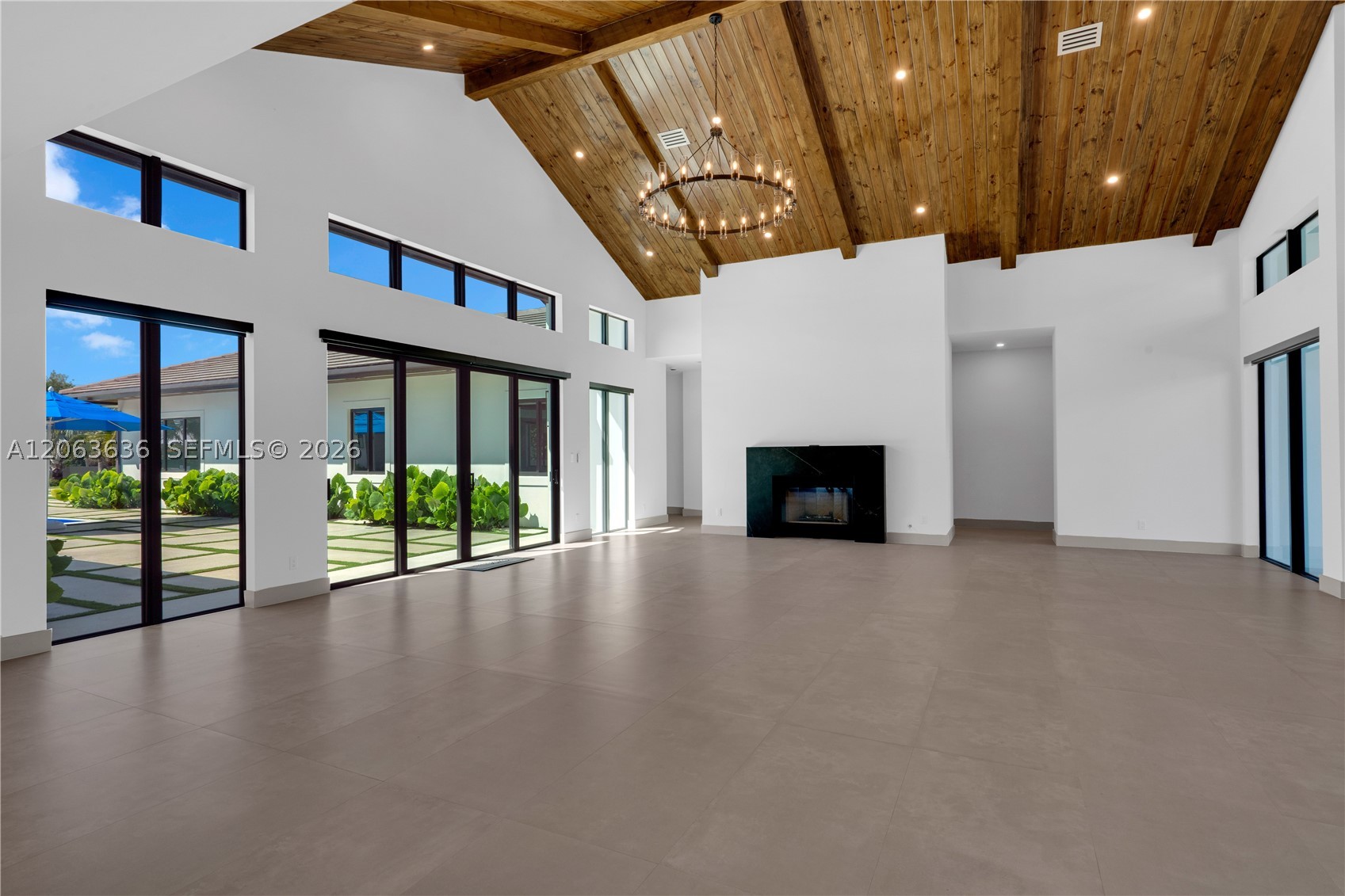 17510 SW 48 St., Southwest Ranches FL 33331