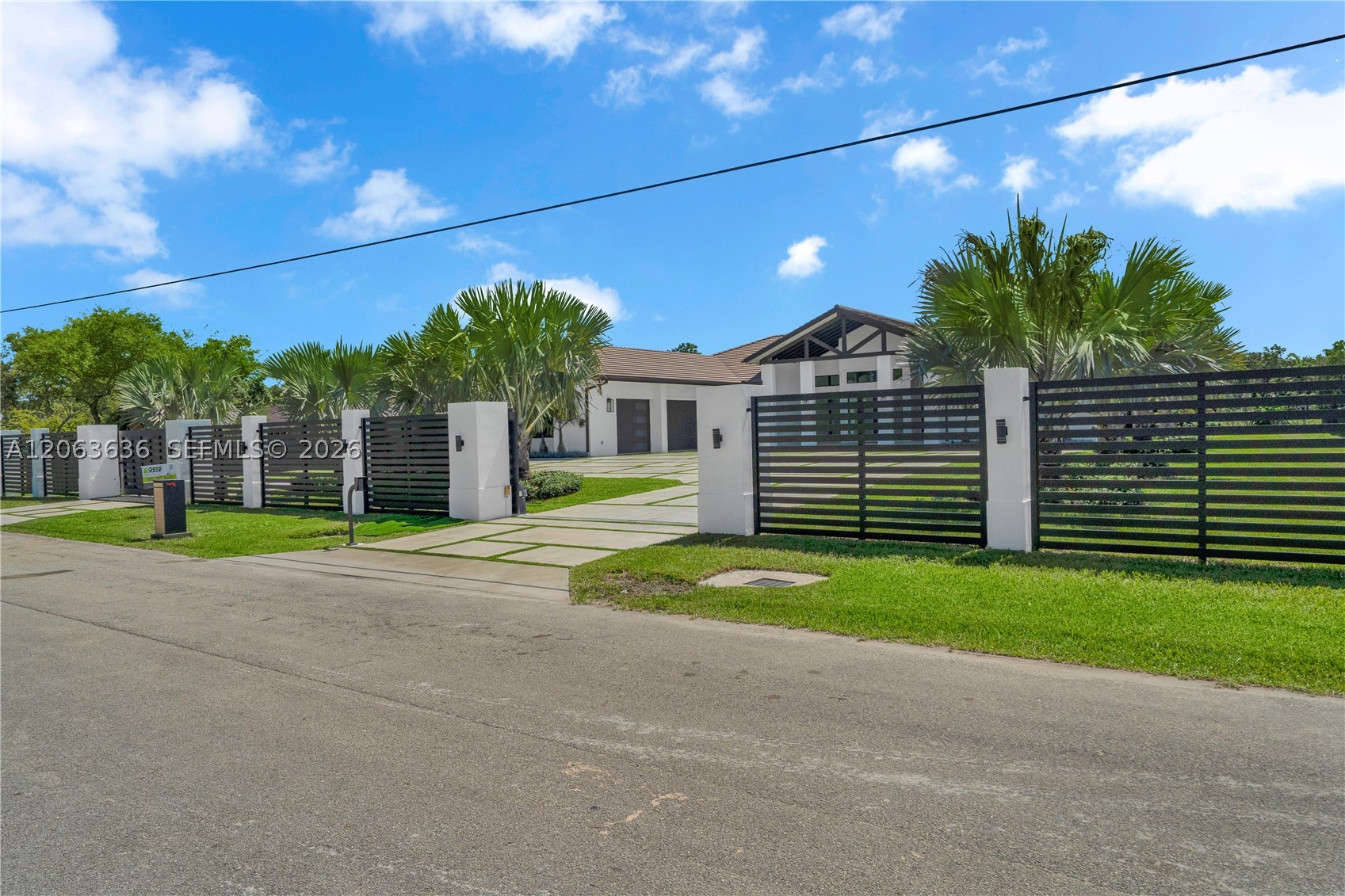 17510 SW 48 St., Southwest Ranches FL 33331