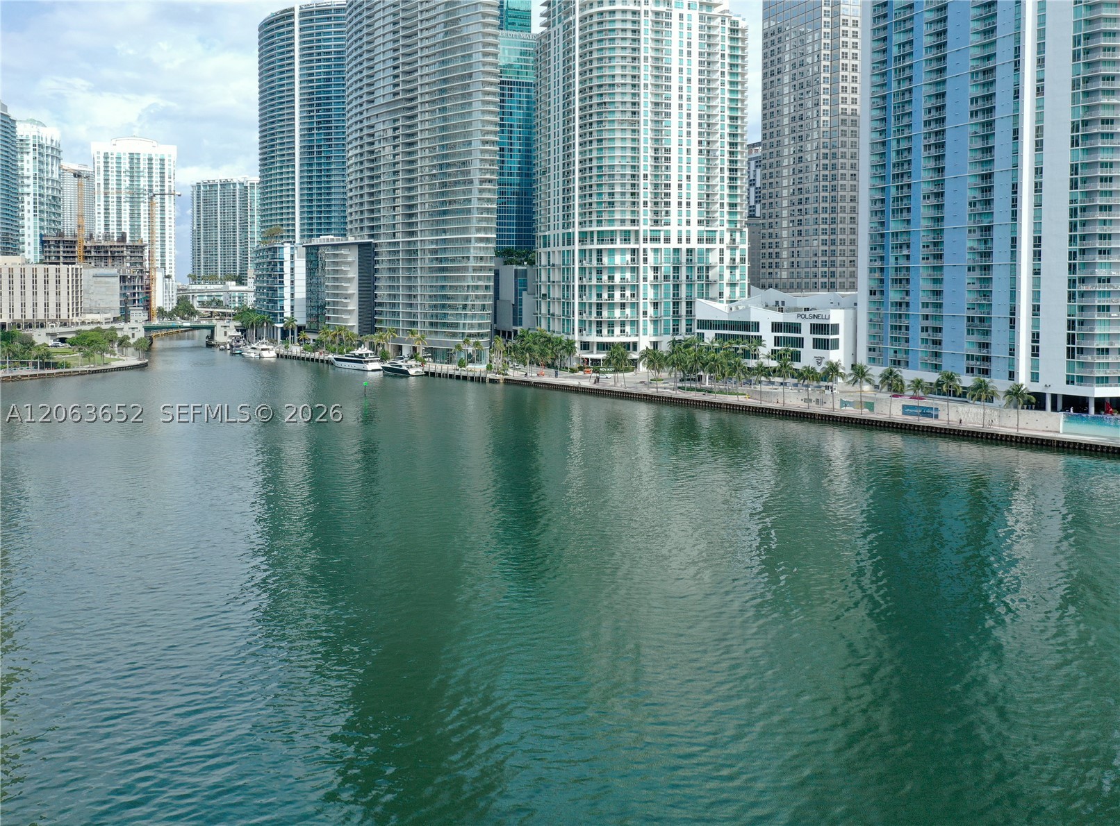 888 Brickell Key Dr #512, Miami FL 33131