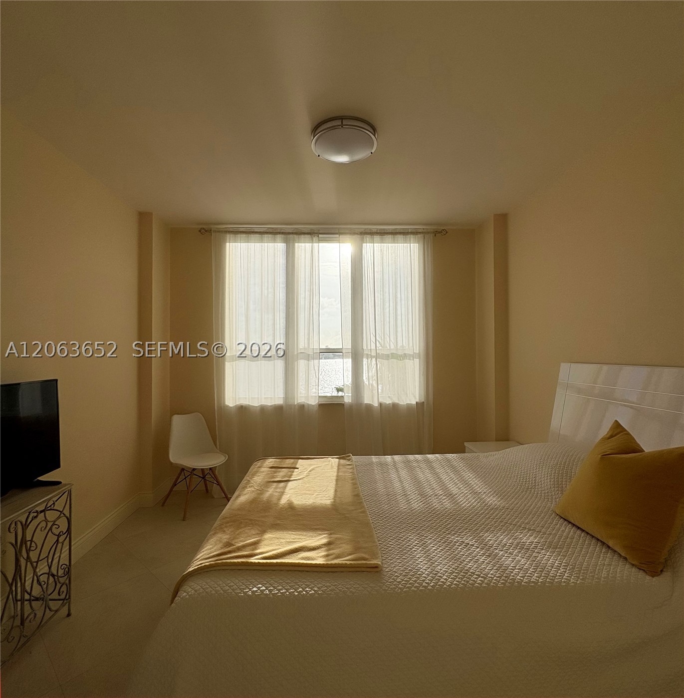 888 Brickell Key Dr #512, Miami FL 33131