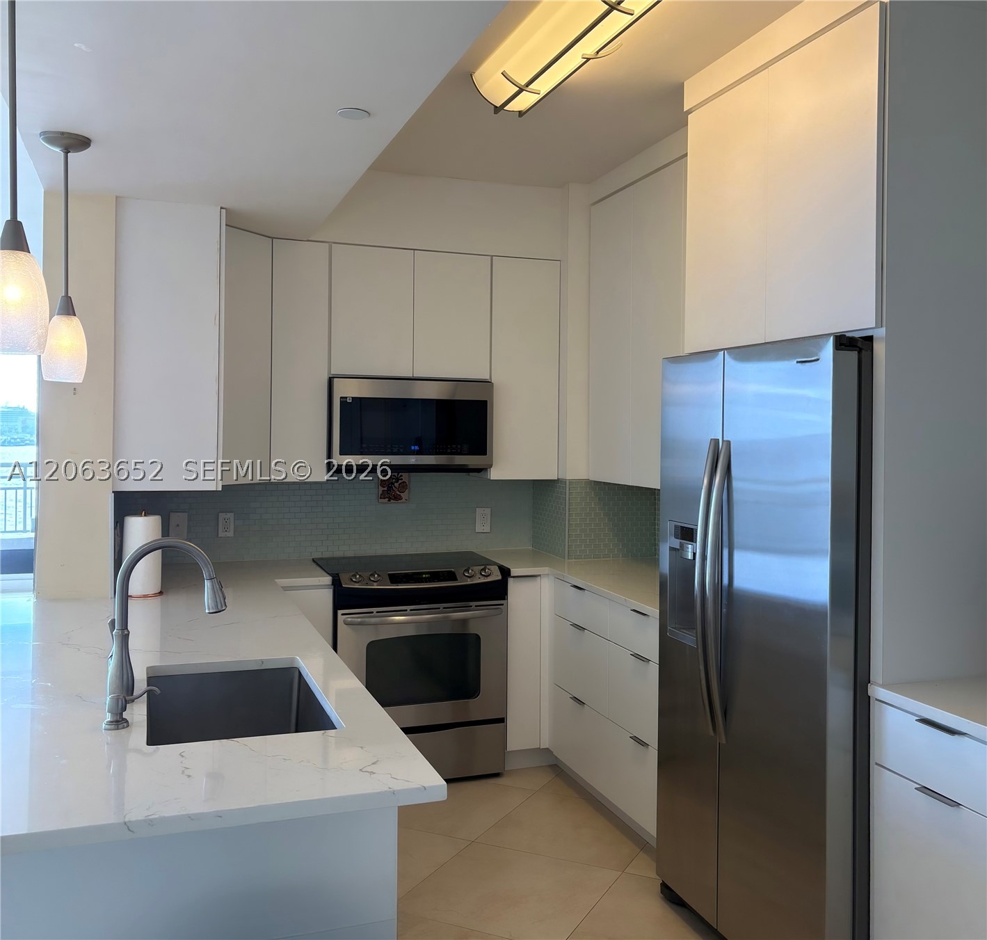 888 Brickell Key Dr #512, Miami FL 33131