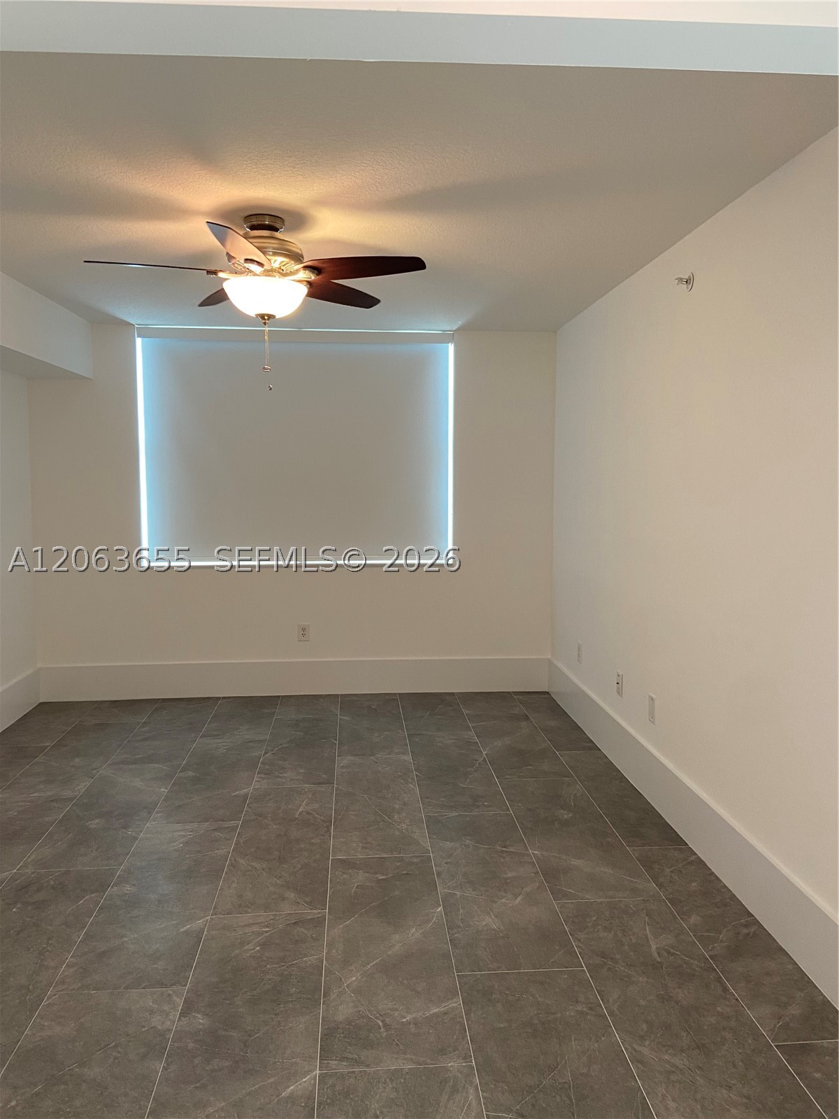31 SE 5th St #2103, Miami FL 33131