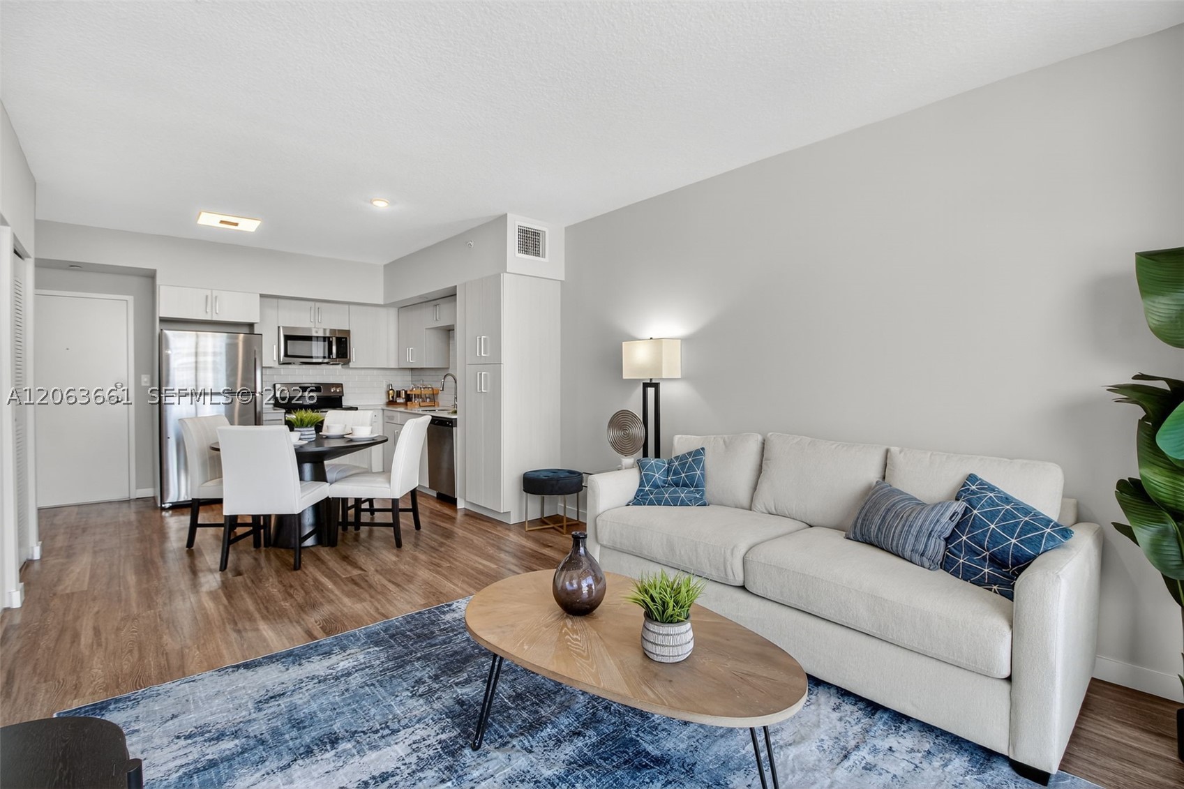 1110 NW 1st St #607, Miami FL 33128