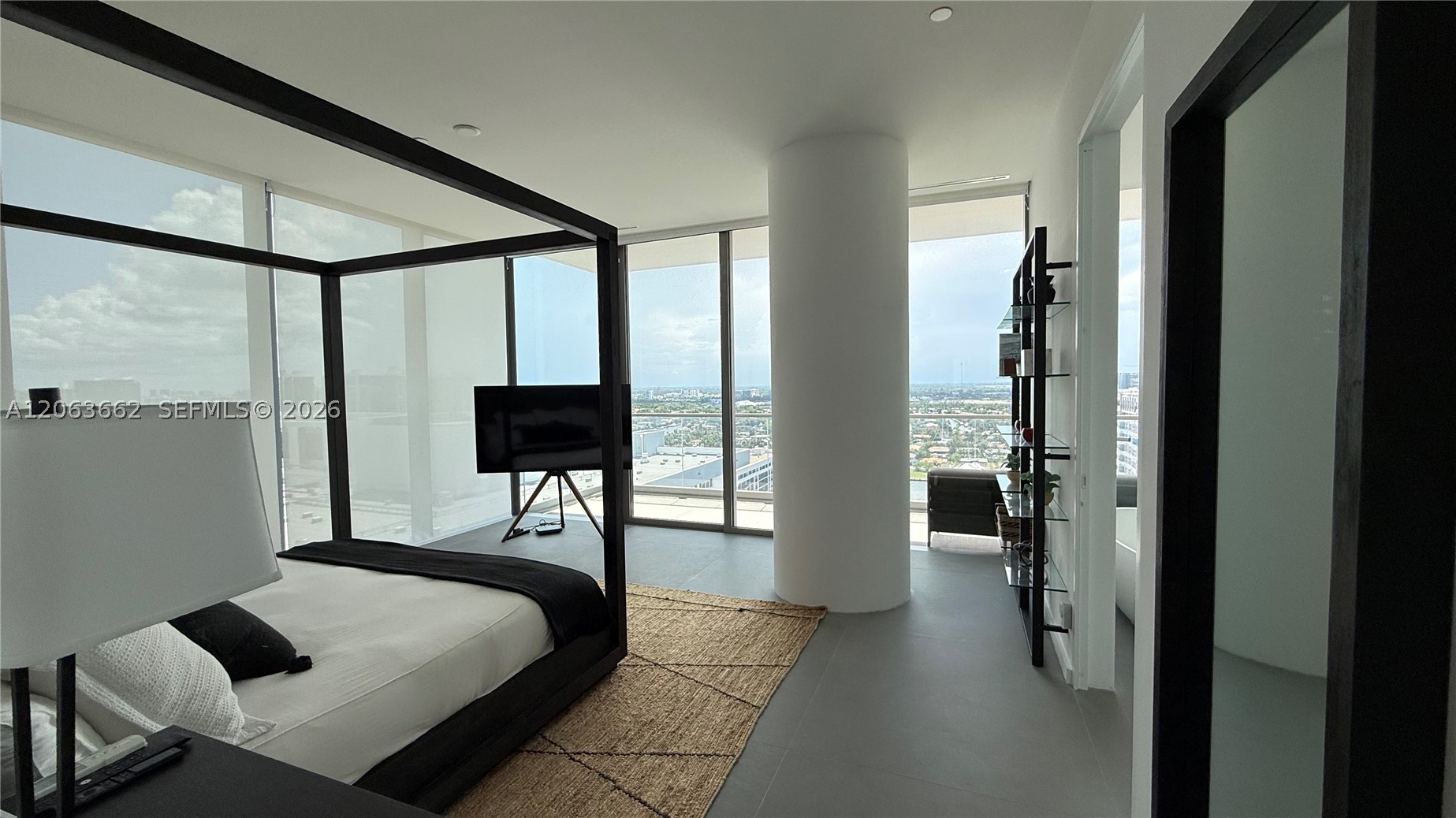 2000 S Ocean Dr #22B, Hallandale Beach FL 33009