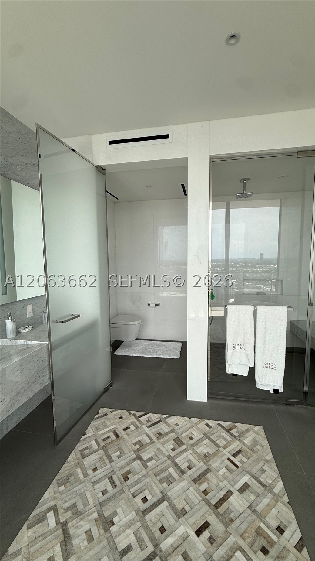 2000 S Ocean Dr #22B, Hallandale Beach FL 33009