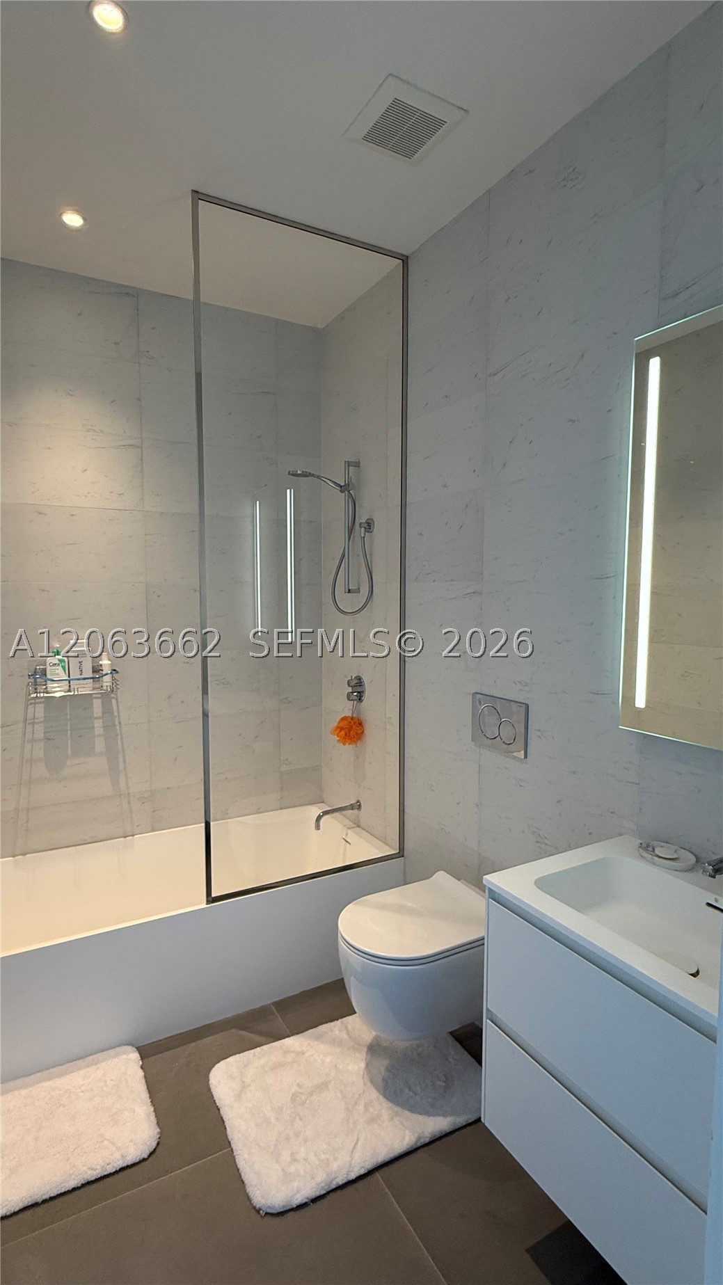 2000 S Ocean Dr #22B, Hallandale Beach FL 33009