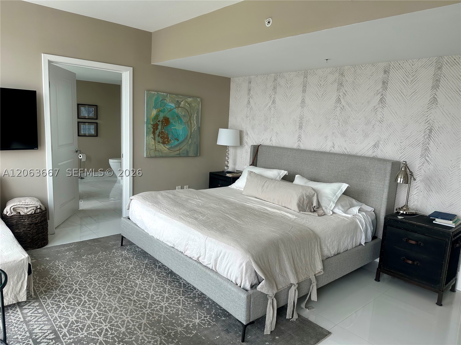 400 Sunny Isles Blvd #1401, Sunny Isles Beach FL 33160