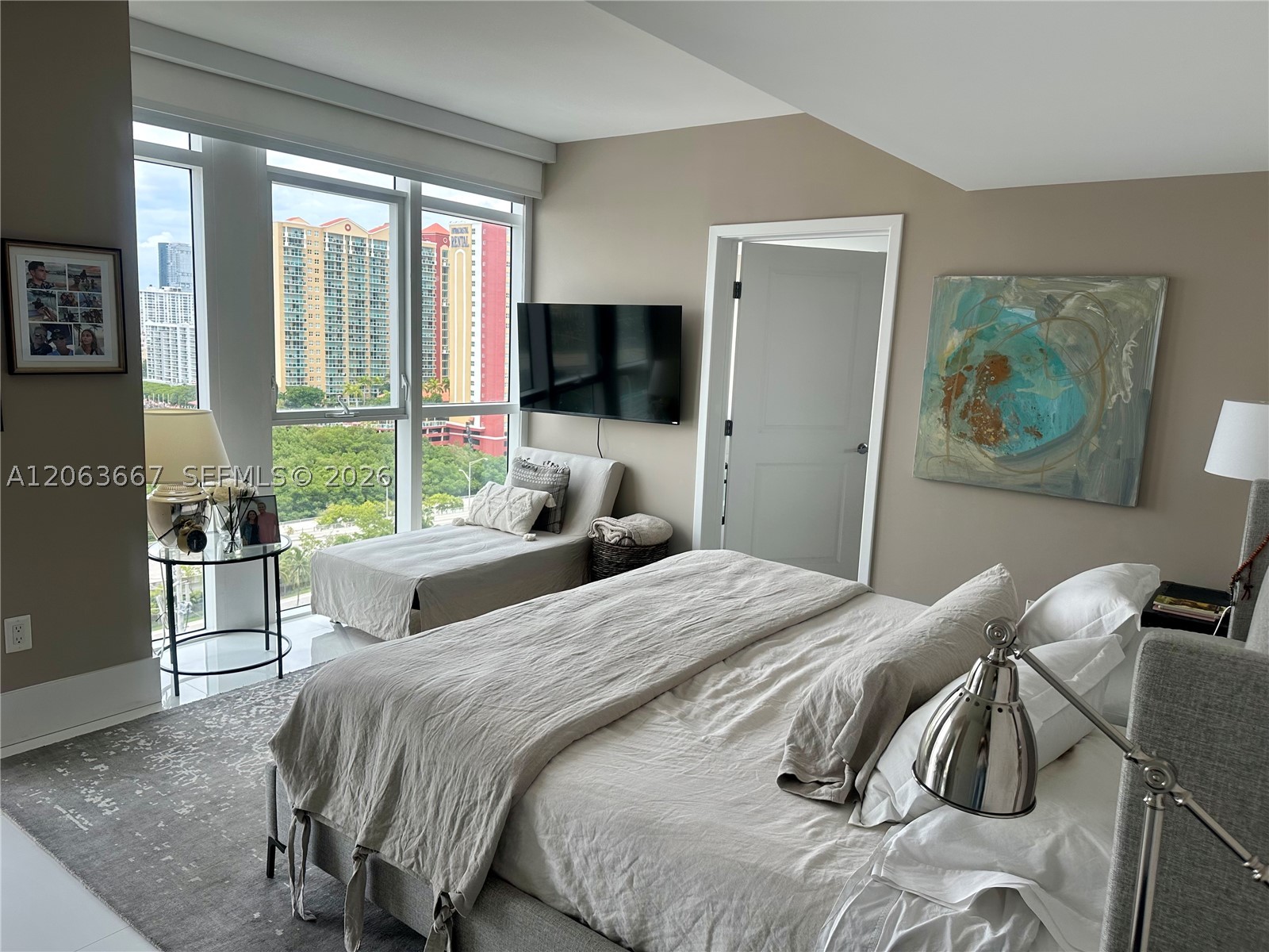 400 Sunny Isles Blvd #1401, Sunny Isles Beach FL 33160
