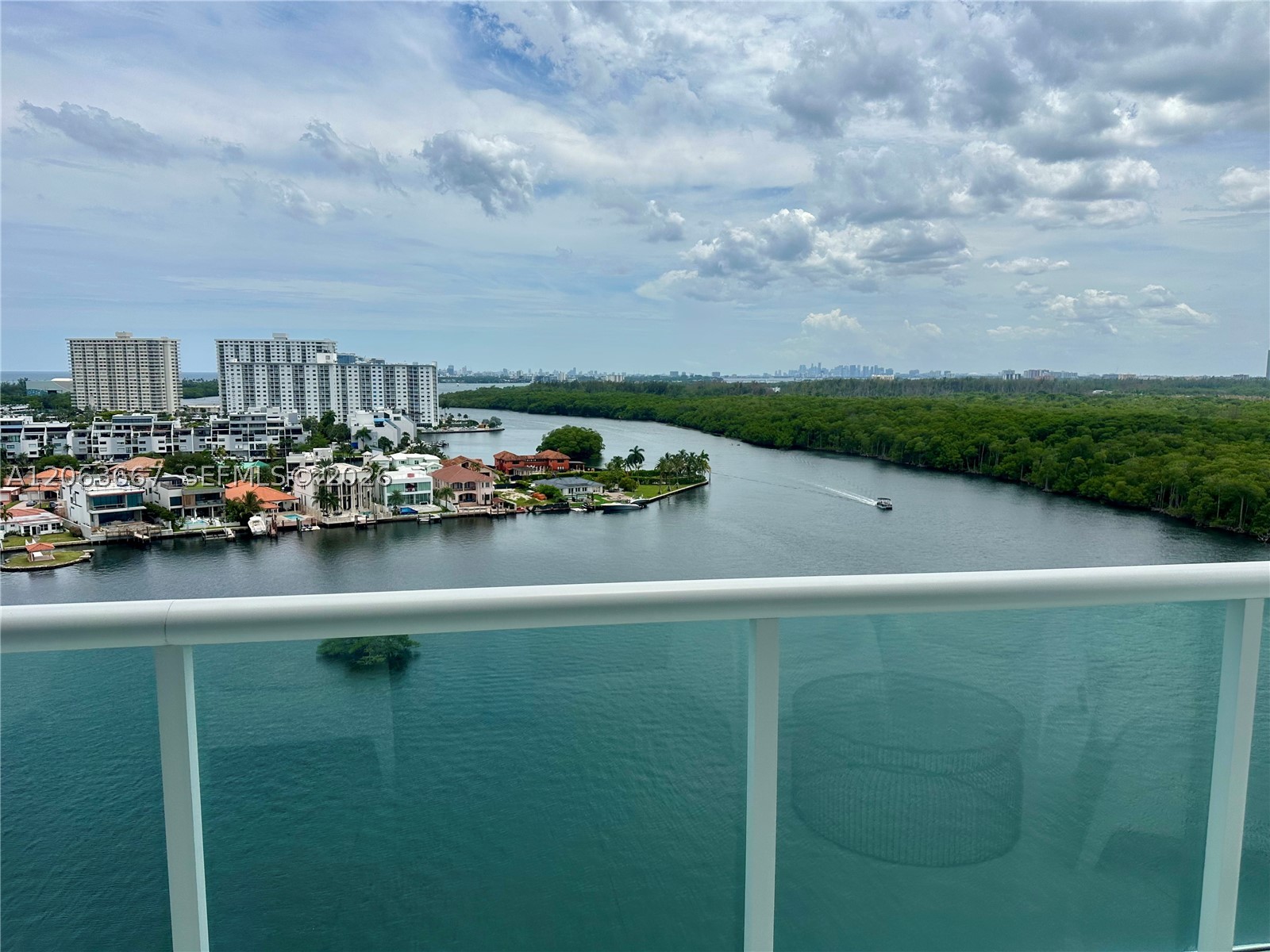 400 Sunny Isles Blvd #1401, Sunny Isles Beach FL 33160