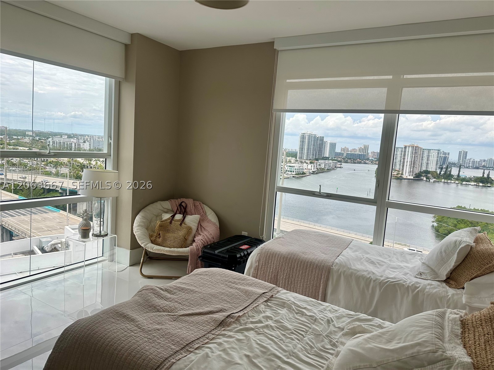 400 Sunny Isles Blvd #1401, Sunny Isles Beach FL 33160