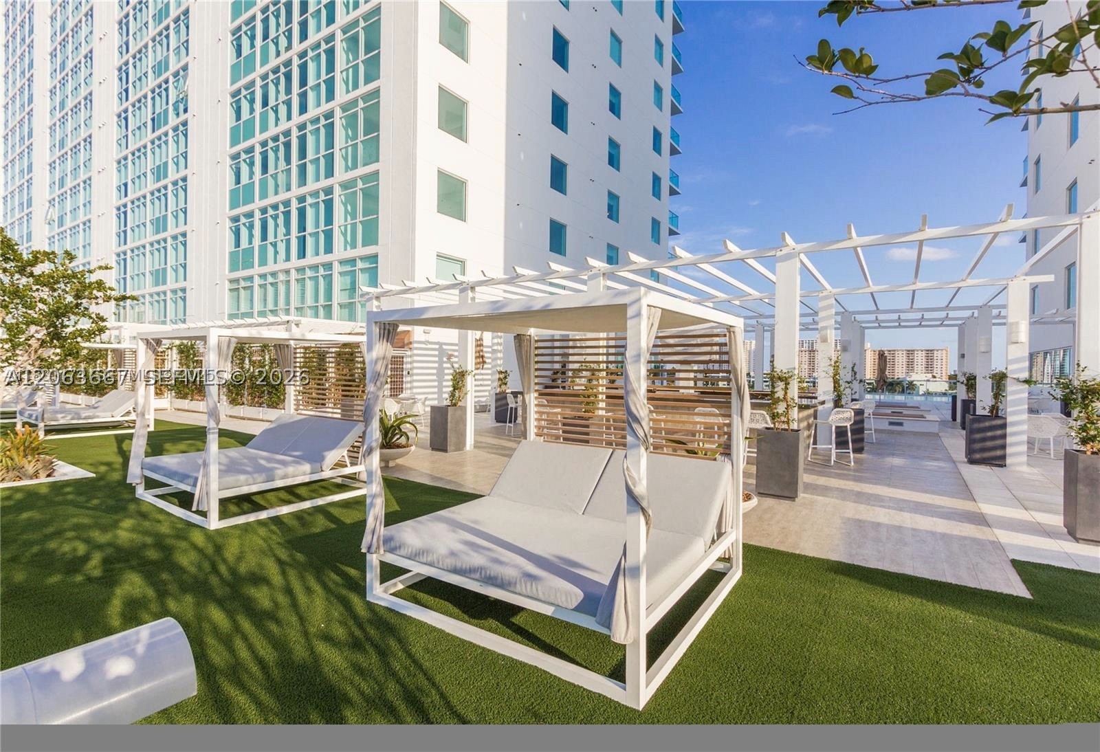 400 Sunny Isles Blvd #1401, Sunny Isles Beach FL 33160