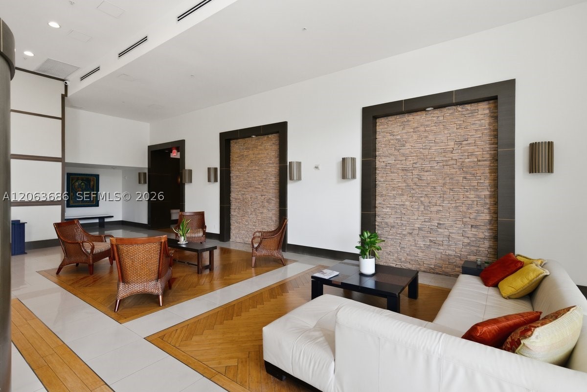 4242 NW 2nd St #807, Miami FL 33126