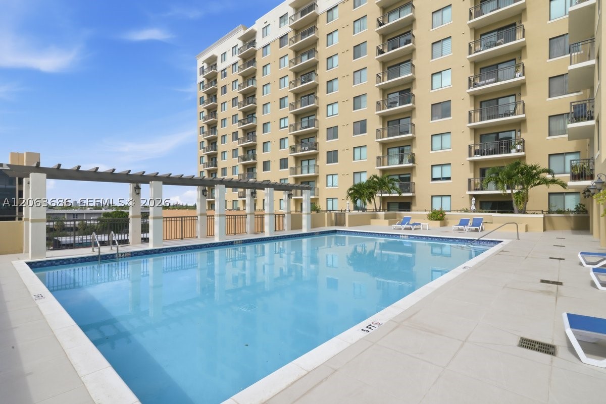 4242 NW 2nd St #807, Miami FL 33126