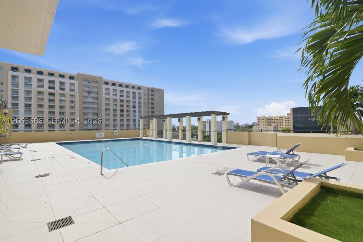 4242 NW 2nd St #807, Miami FL 33126