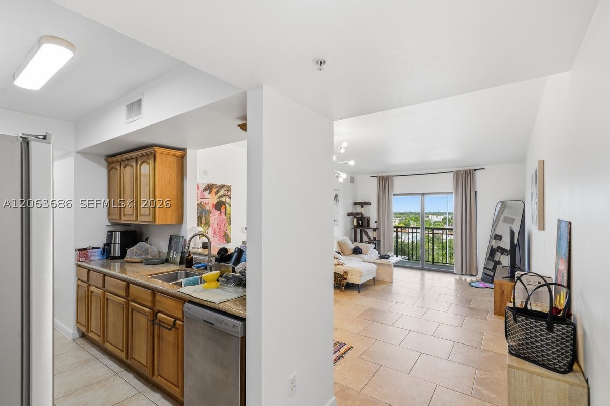 4242 NW 2nd St #807, Miami FL 33126