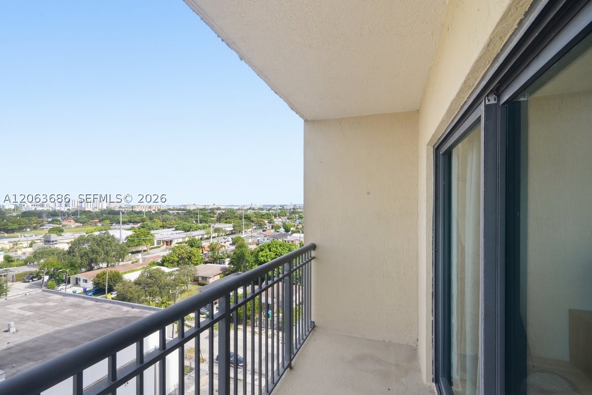 4242 NW 2nd St #807, Miami FL 33126