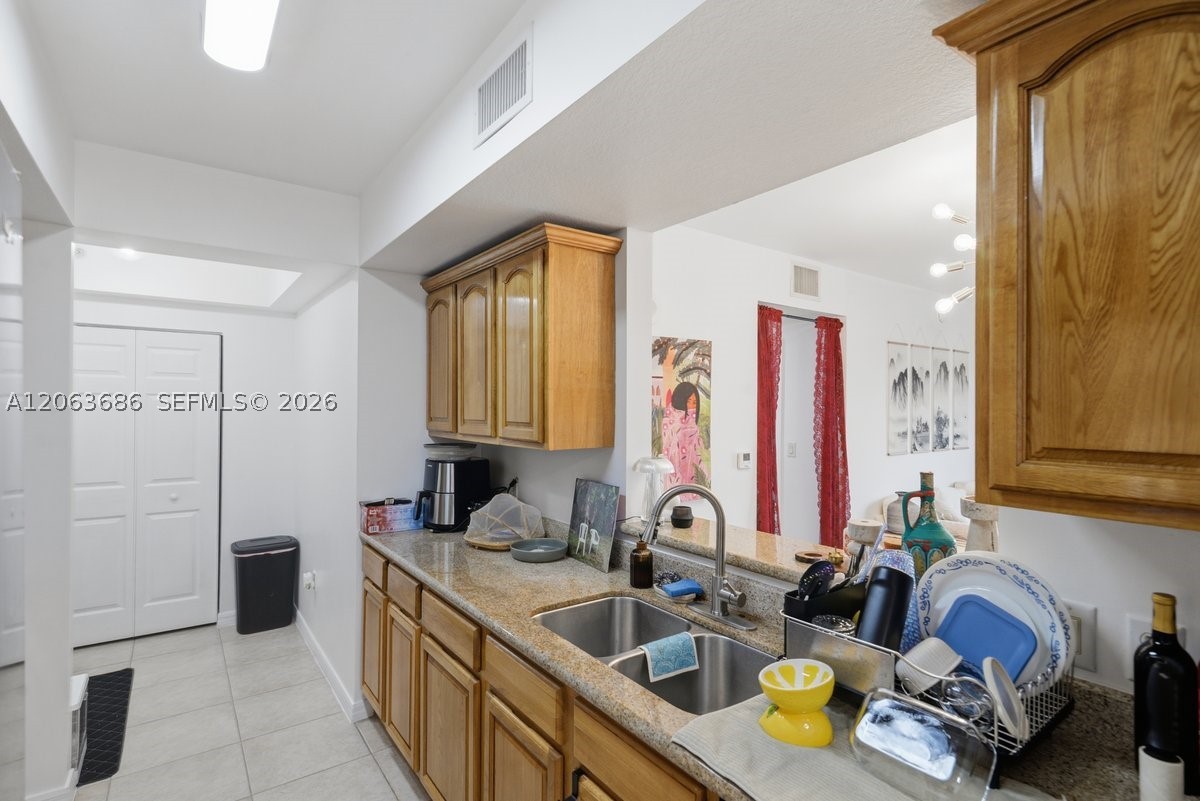 4242 NW 2nd St #807, Miami FL 33126