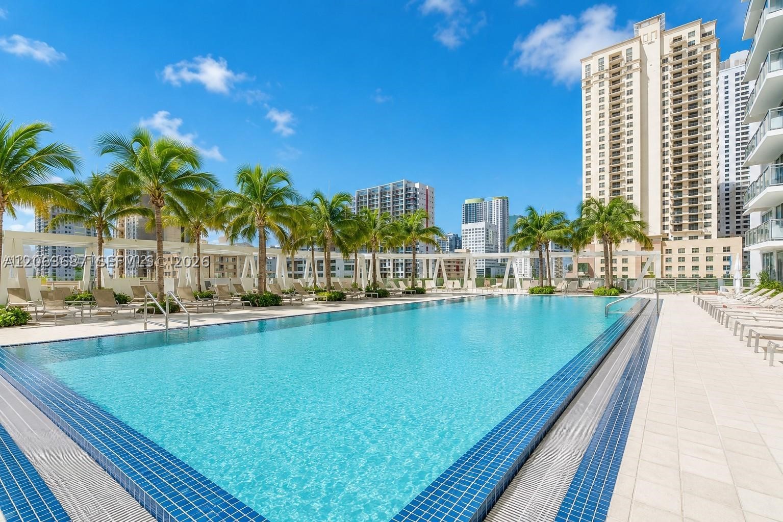 79 SW 12 ST #1707, Miami FL 33130