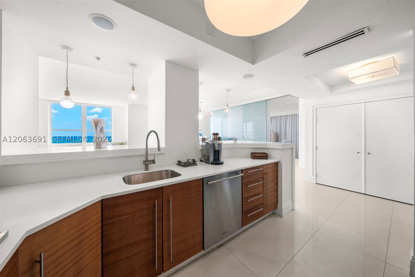 90 Alton Rd #PH3209, Miami Beach FL 33139