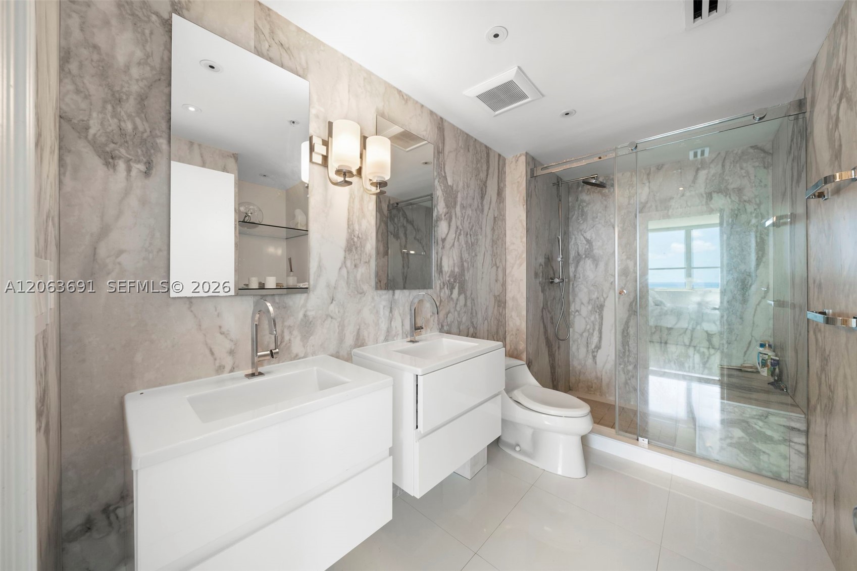 90 Alton Rd #PH3209, Miami Beach FL 33139