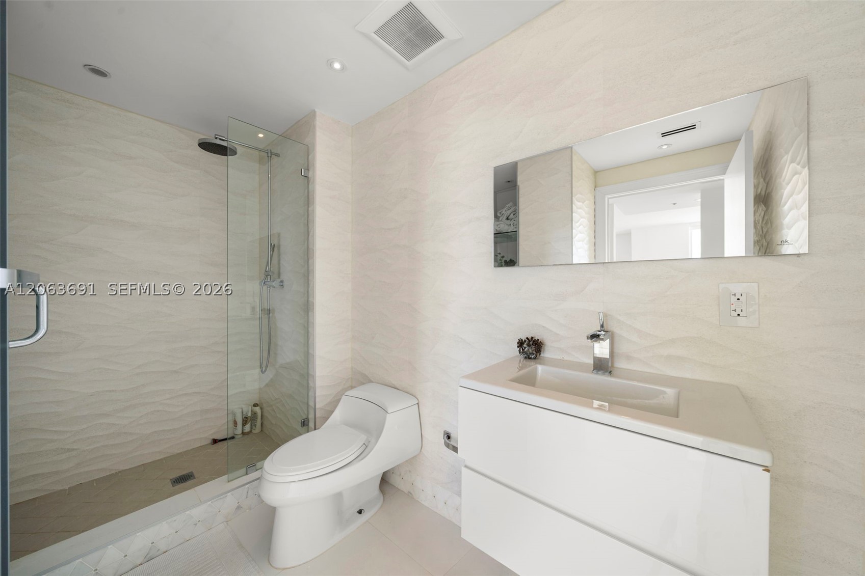 90 Alton Rd #PH3209, Miami Beach FL 33139