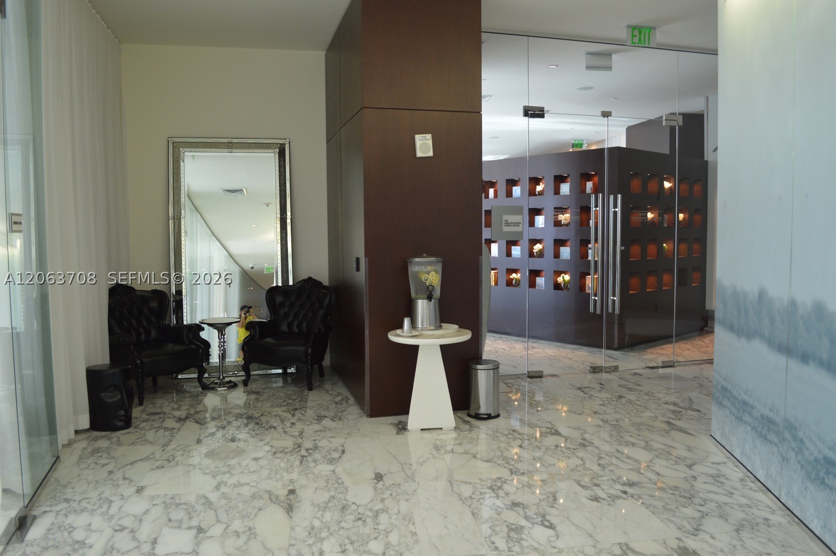 475 Brickell Ave #1814, Miami FL 33131