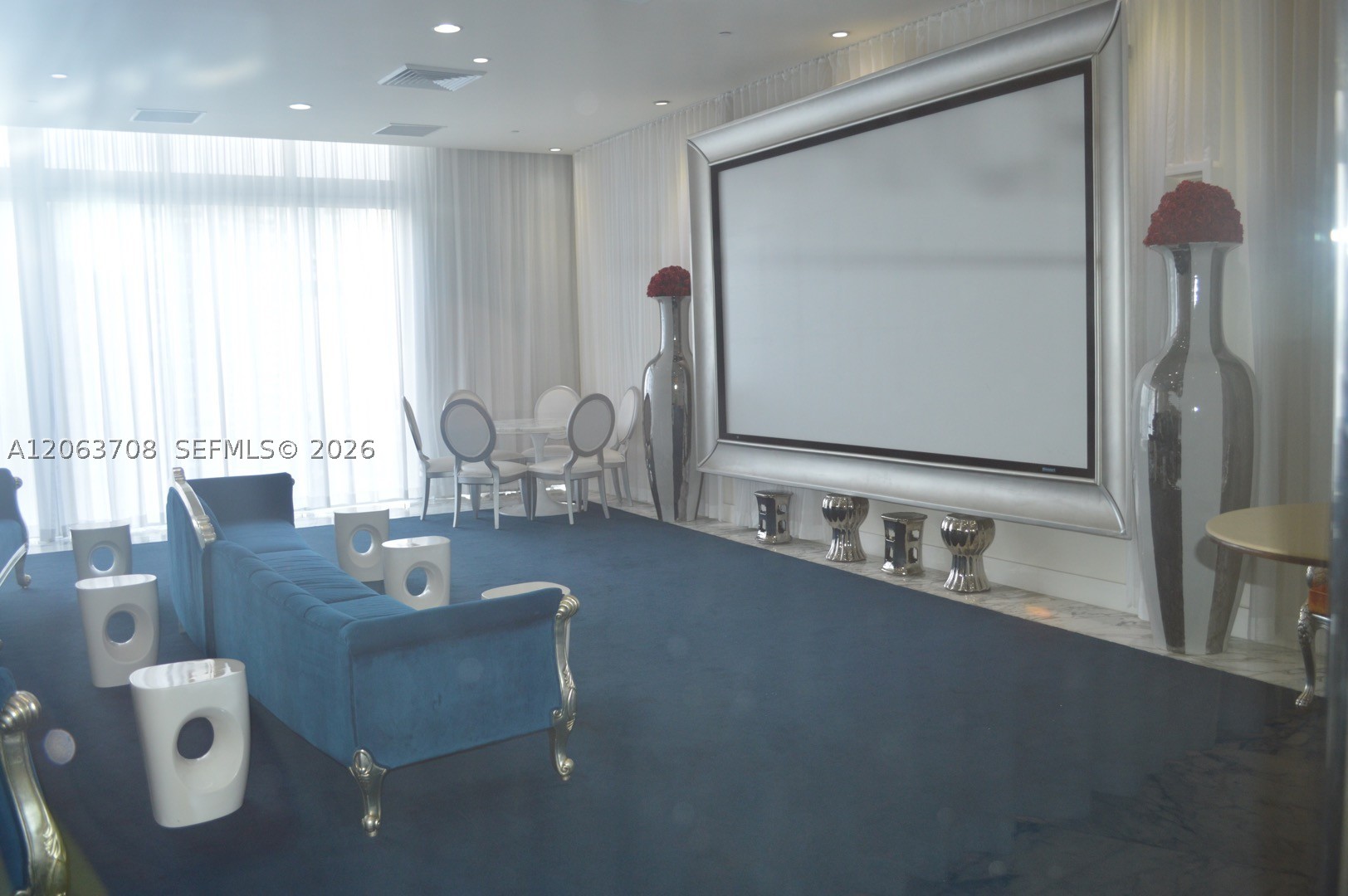 475 Brickell Ave #1814, Miami FL 33131