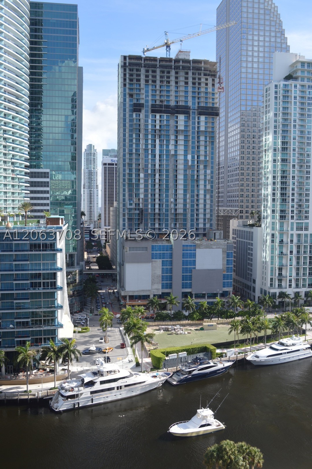 475 Brickell Ave #1814, Miami FL 33131