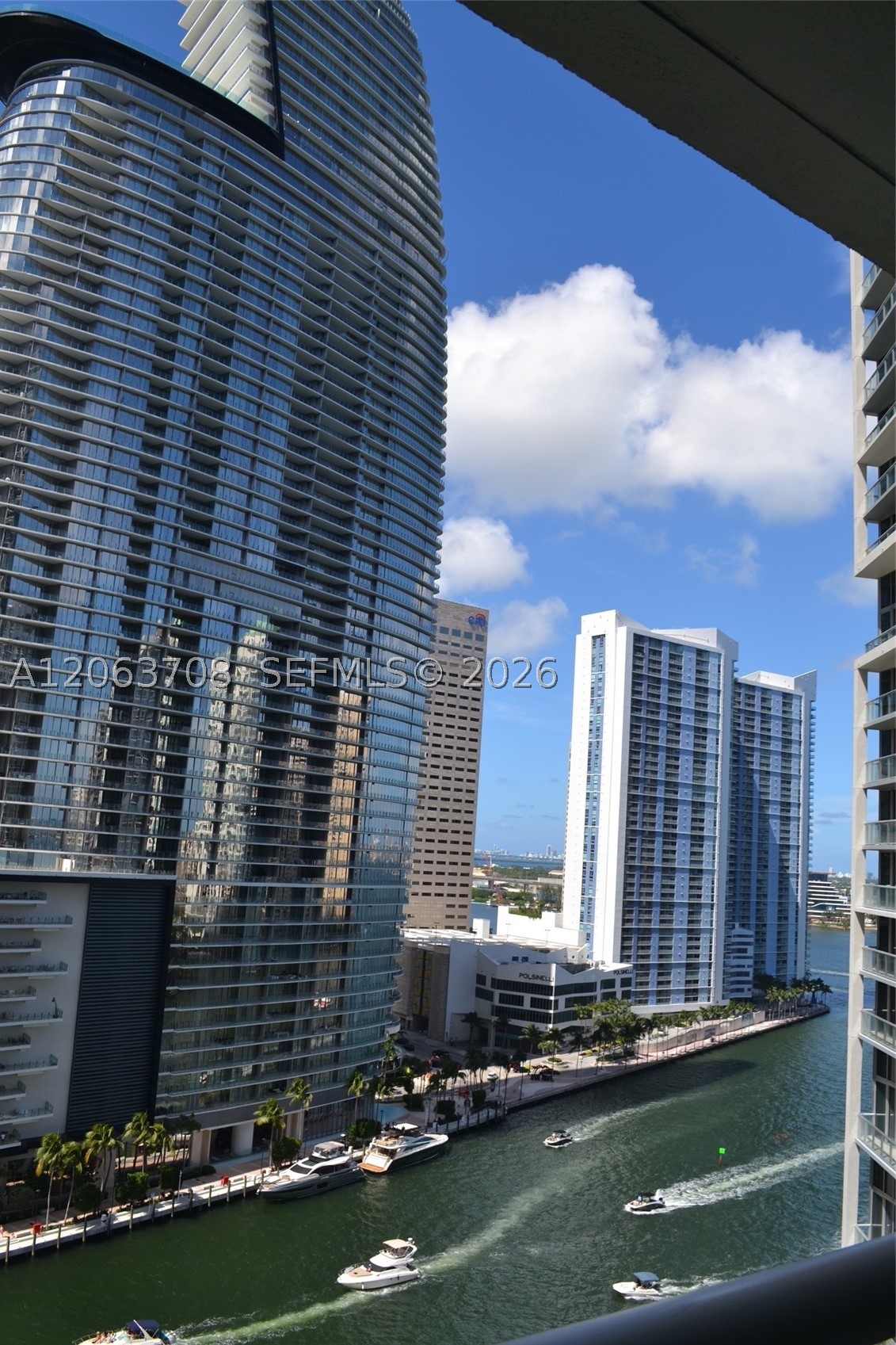475 Brickell Ave #1814, Miami FL 33131