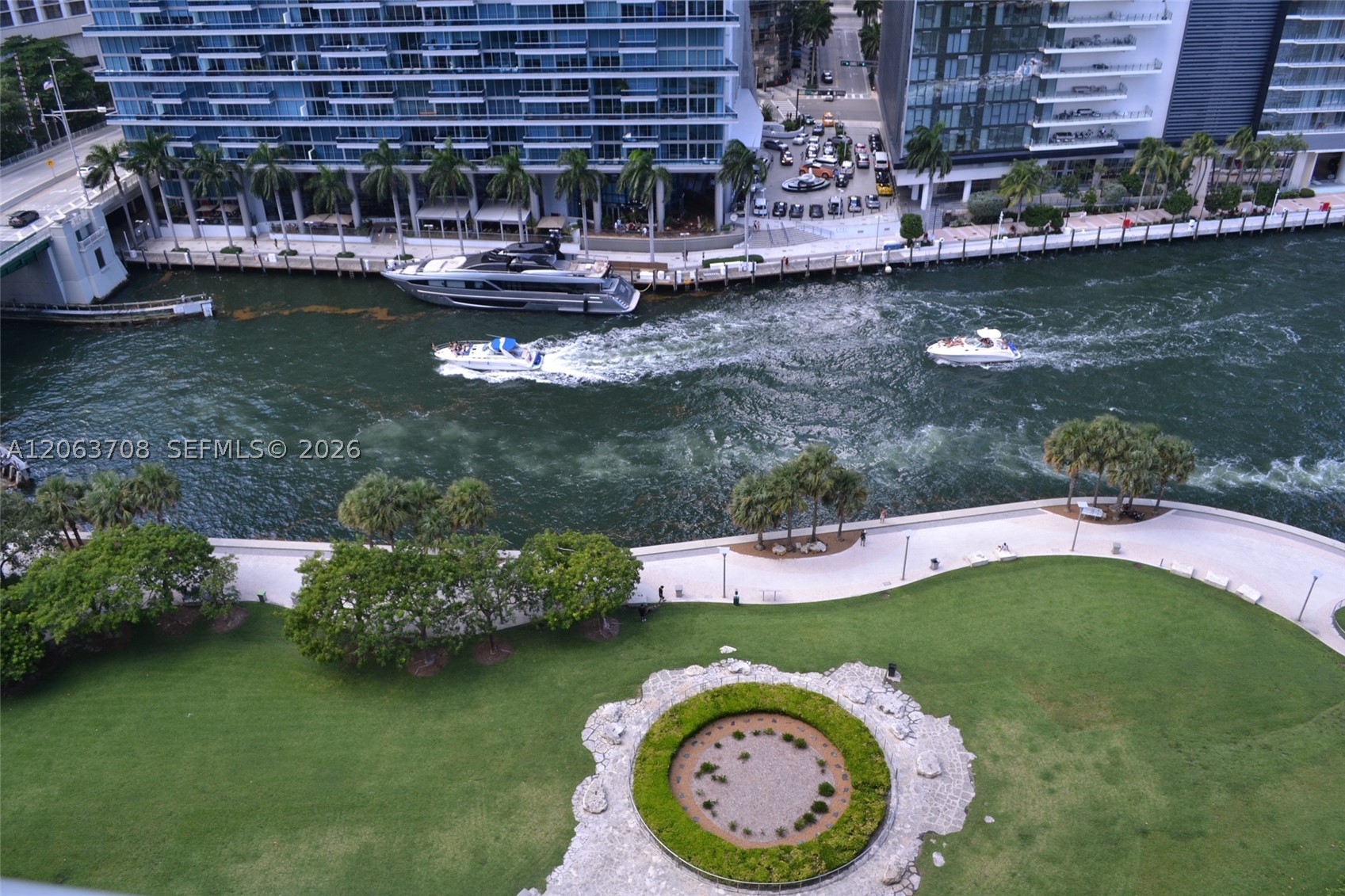 475 Brickell Ave #1814, Miami FL 33131