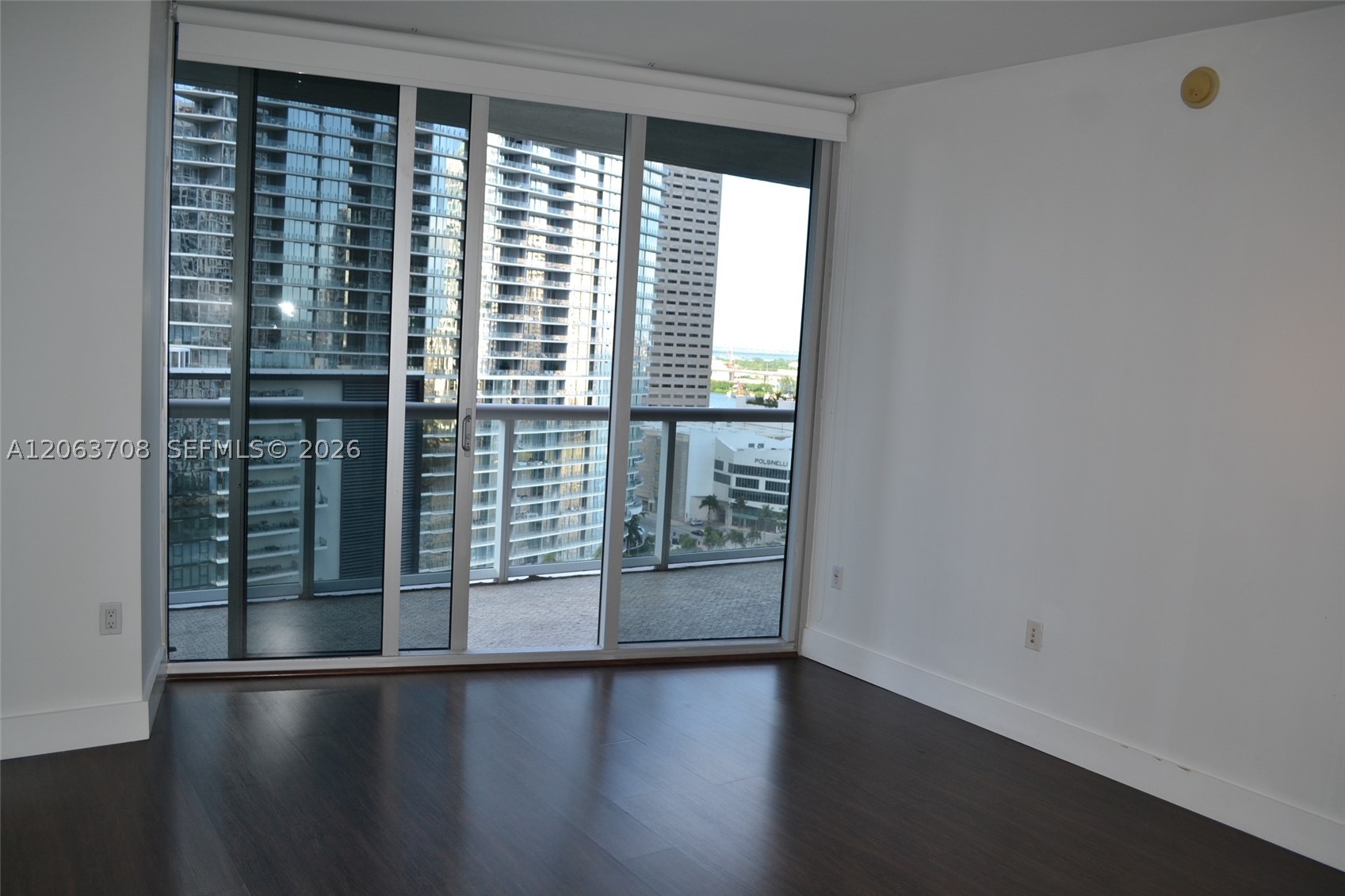 475 Brickell Ave #1814, Miami FL 33131