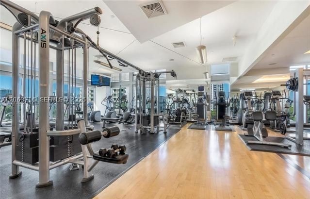 1111 SW 1st Ave #3014-N, Miami FL 33130
