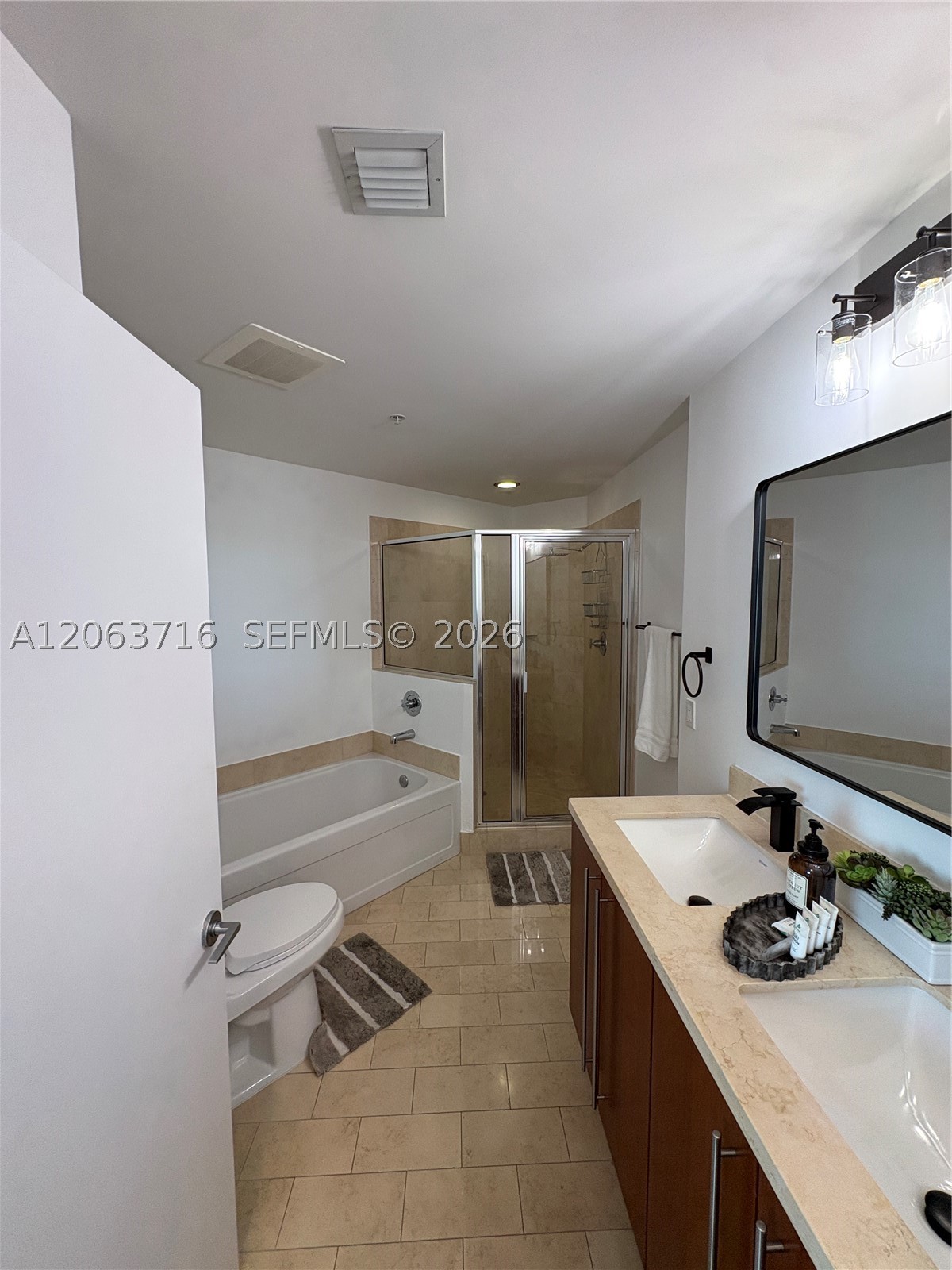 1111 SW 1st Ave #3014-N, Miami FL 33130
