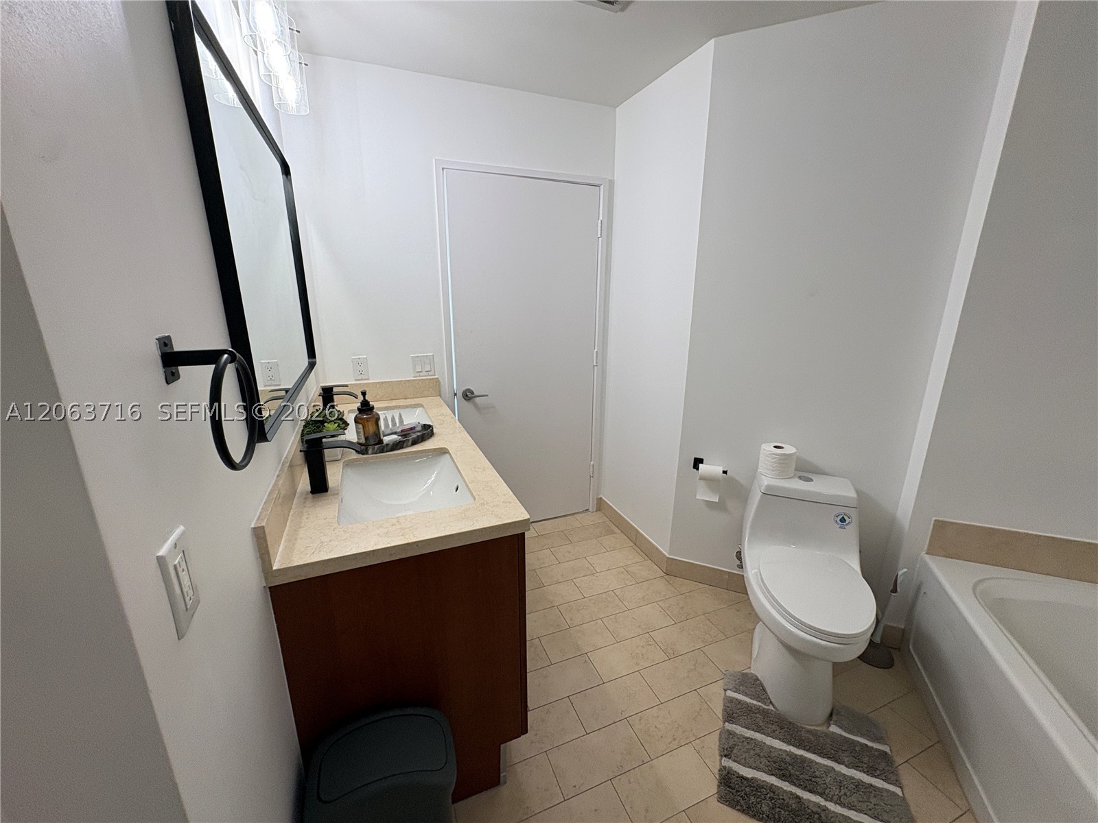 1111 SW 1st Ave #3014-N, Miami FL 33130