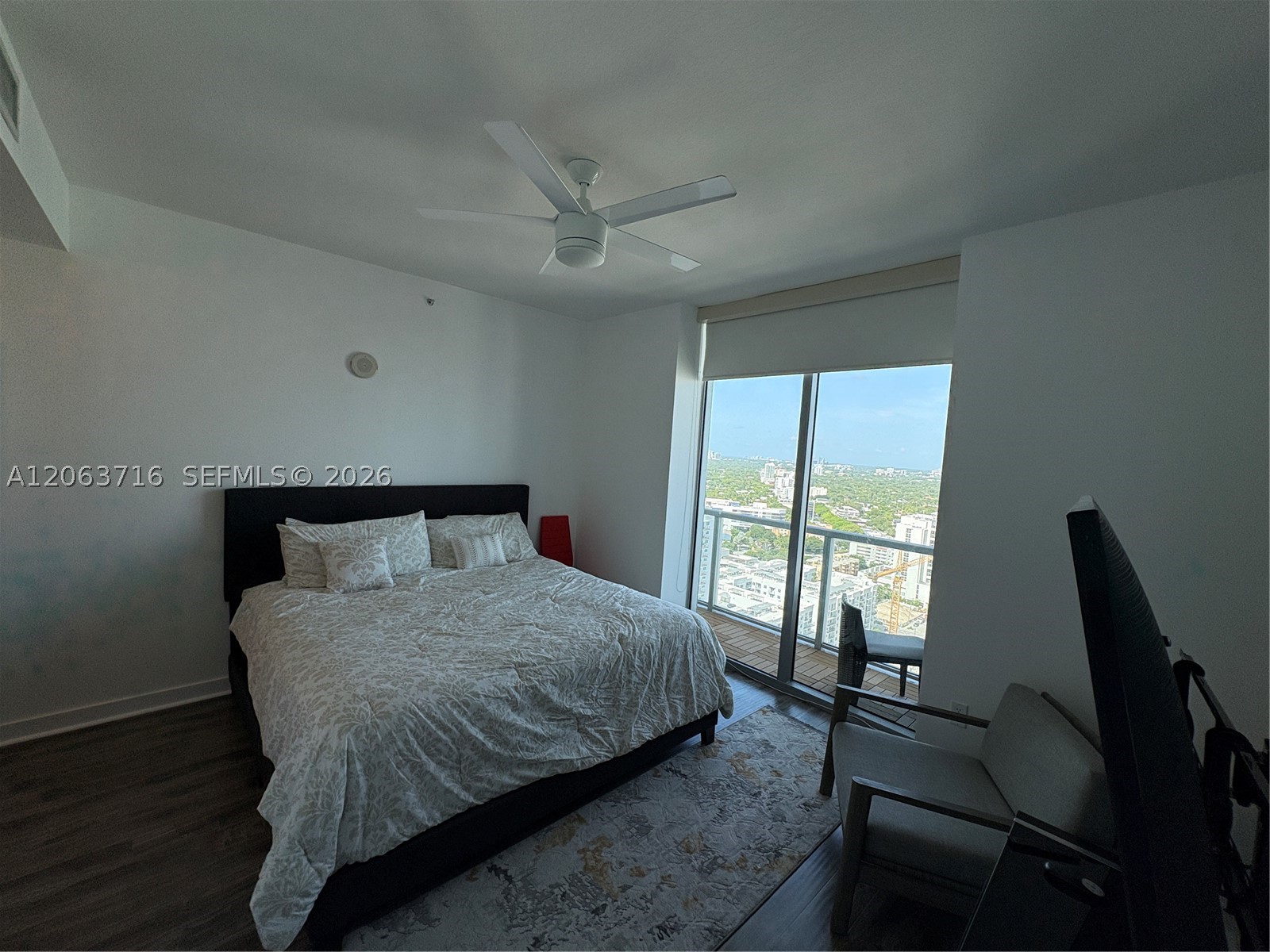 1111 SW 1st Ave #3014-N, Miami FL 33130