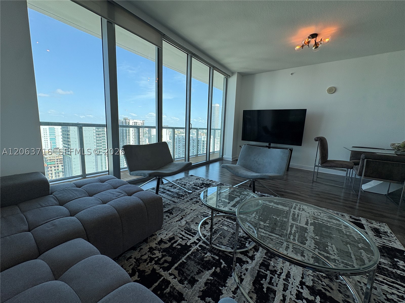 1111 SW 1st Ave #3014-N, Miami FL 33130