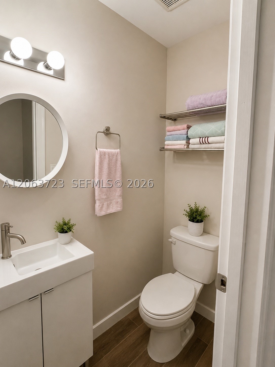 8121 SW 204th St, Cutler Bay FL 33189