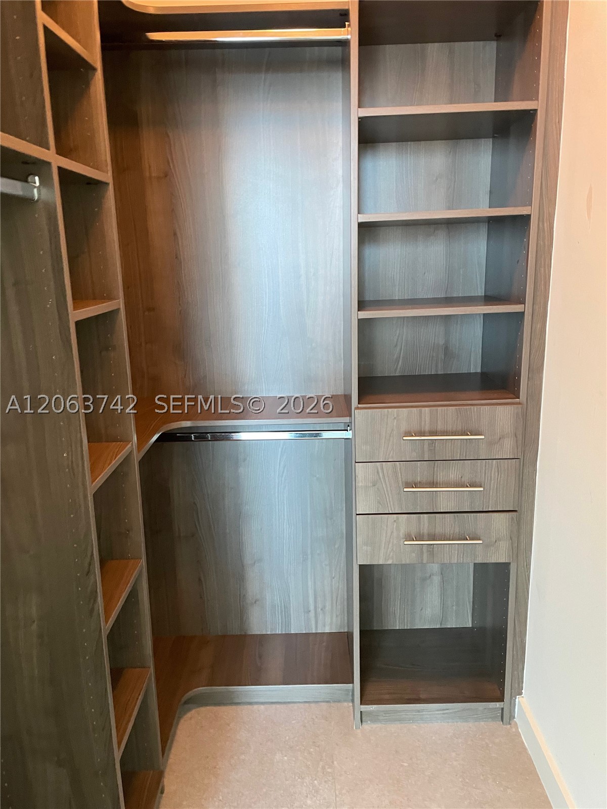1100 S Miami Ave #809, Miami FL 33130