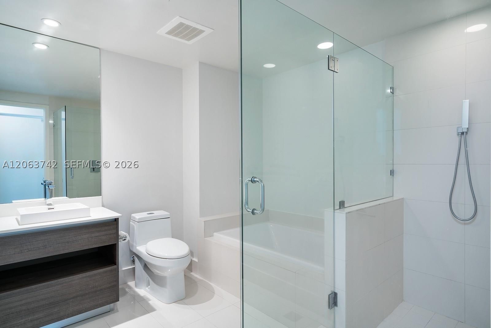 1100 S Miami Ave #809, Miami FL 33130