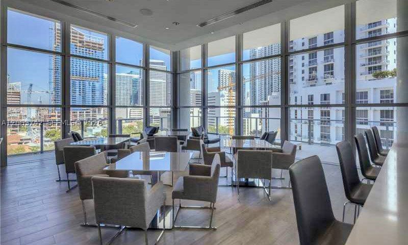 1100 S Miami Ave #809, Miami FL 33130