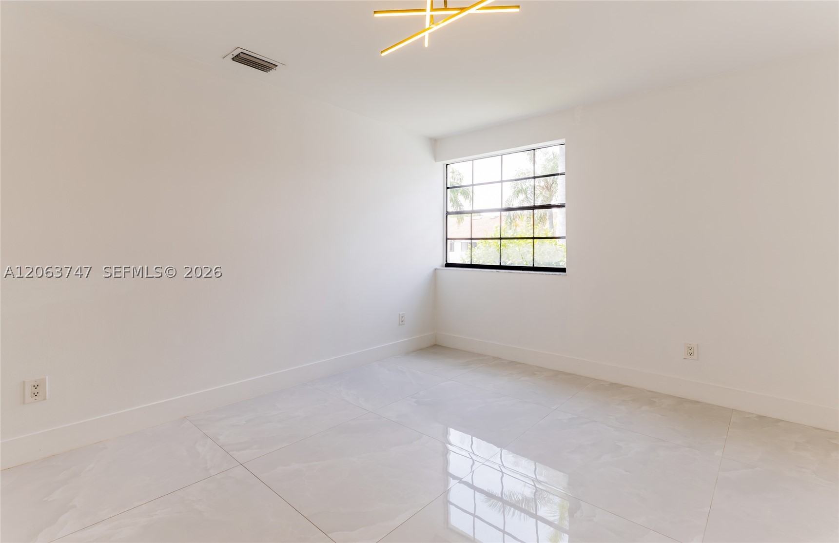 3571 Magellan Cir #343-4, Aventura FL 33180