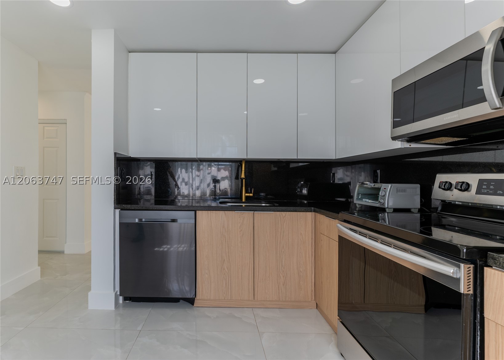 3571 Magellan Cir #343-4, Aventura FL 33180