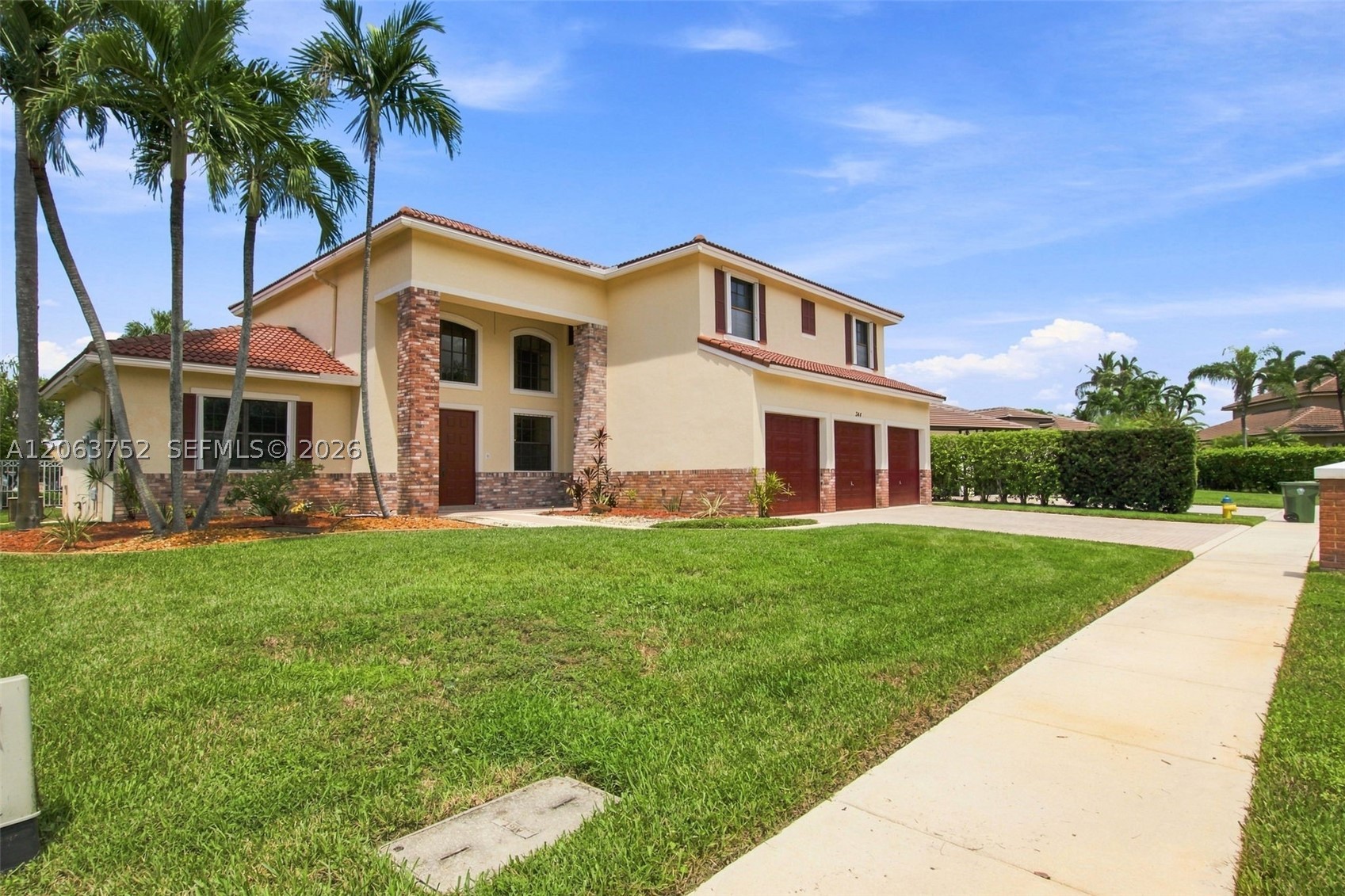 344 SW 159th Ln, Pembroke Pines FL 33027