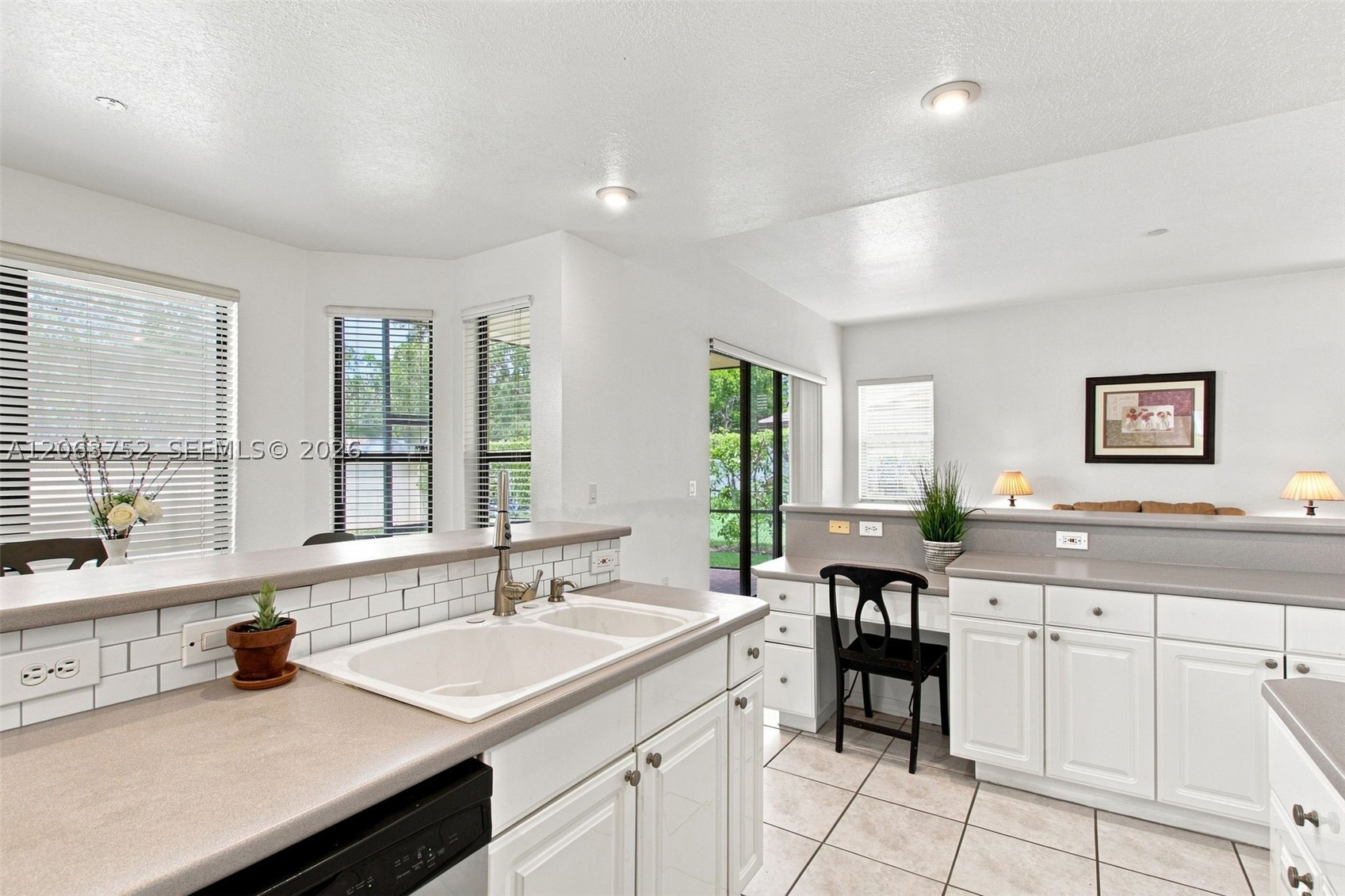344 SW 159th Ln, Pembroke Pines FL 33027